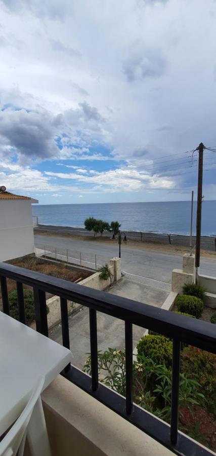 Eirini Apts On The Beach Psari Forada ภายนอก รูปภาพ