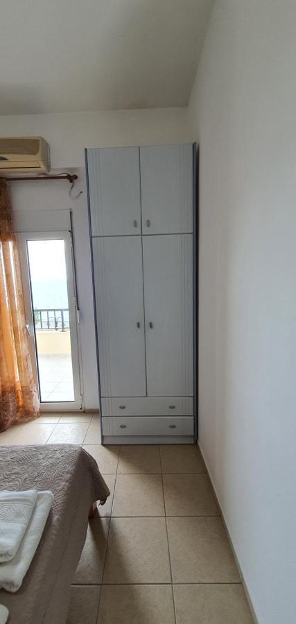 Eirini Apts On The Beach Psari Forada ภายนอก รูปภาพ