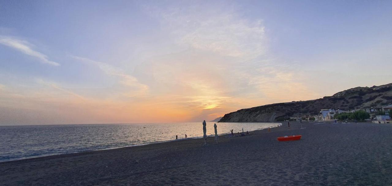Eirini Apts On The Beach Psari Forada ภายนอก รูปภาพ
