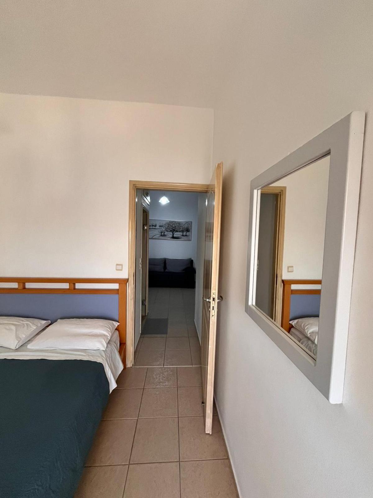 Eirini Apts On The Beach Psari Forada ภายนอก รูปภาพ