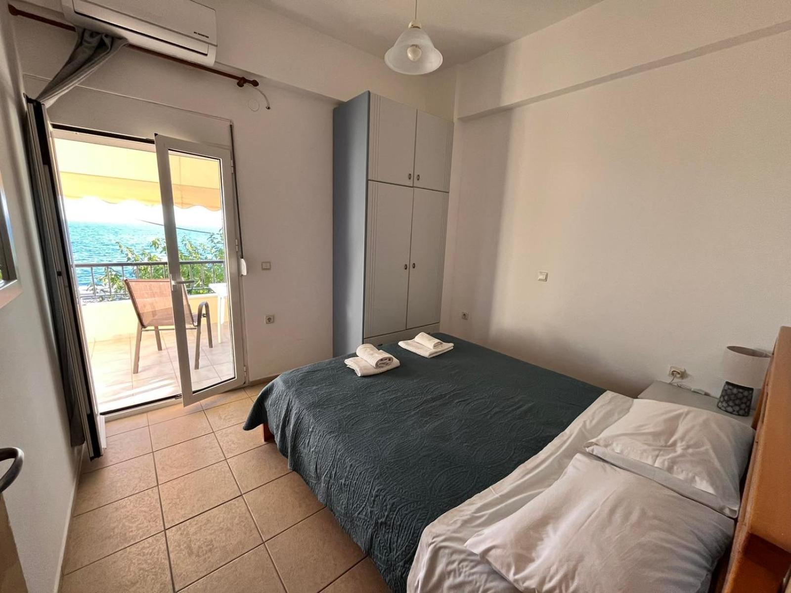 Eirini Apts On The Beach Psari Forada ภายนอก รูปภาพ